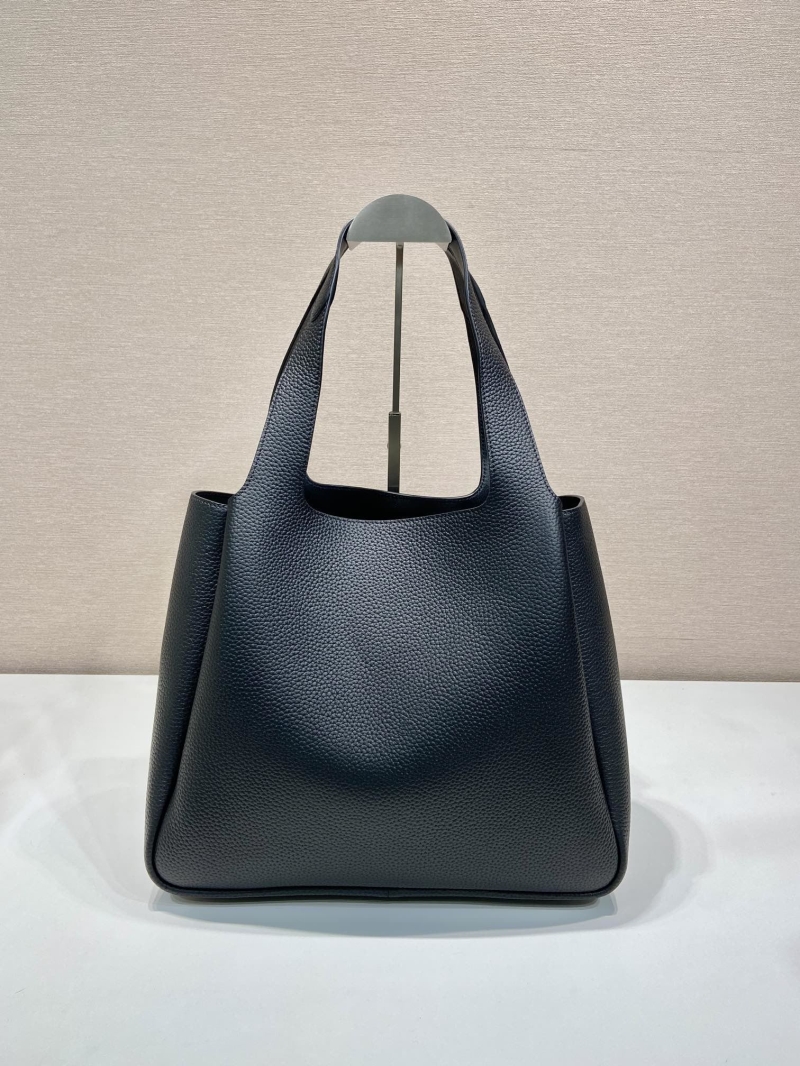 Pra*a bucket bags